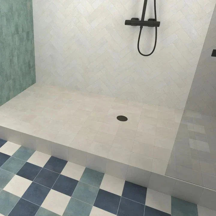 Transform Your Bathroom with Stylish Glass Tiles