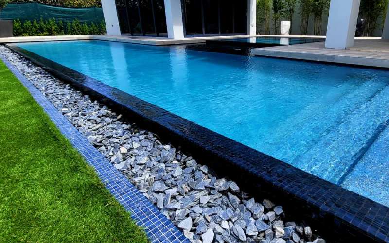 Splash in Style: The Best Pool Tiles Miami Has to Offer!