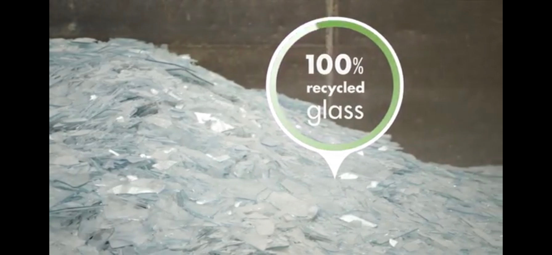 Why Choosing Glass Tiles for Pools and Spas!