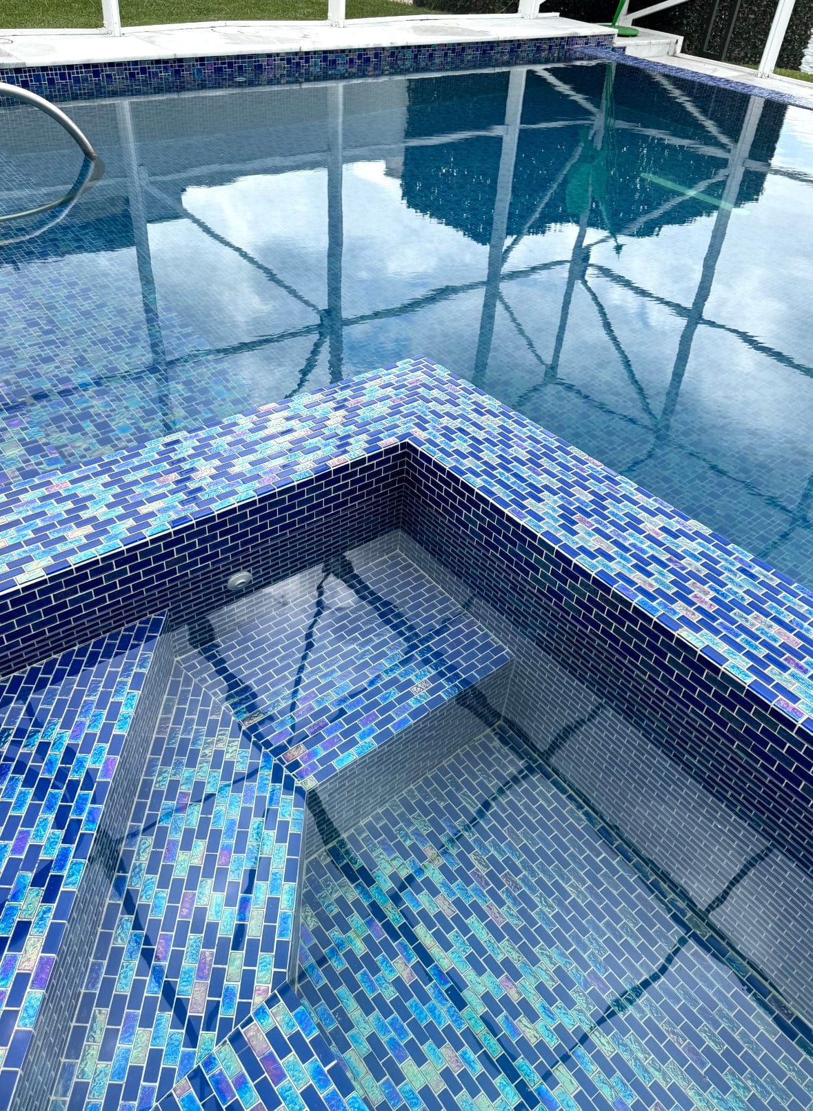 Equinox Cobalt 1x2 Glass Pool Tile for Walls | Tiles and Deco