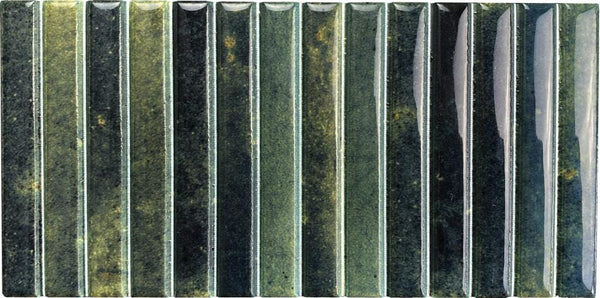 KitKat Ribbon Grass Porcelain Tile
